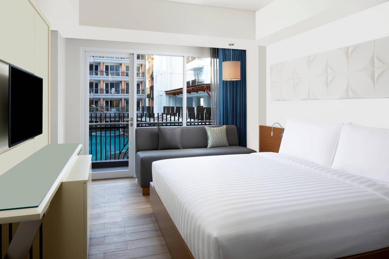 Fairfield By Marriott Bali Kuta Sunset Road