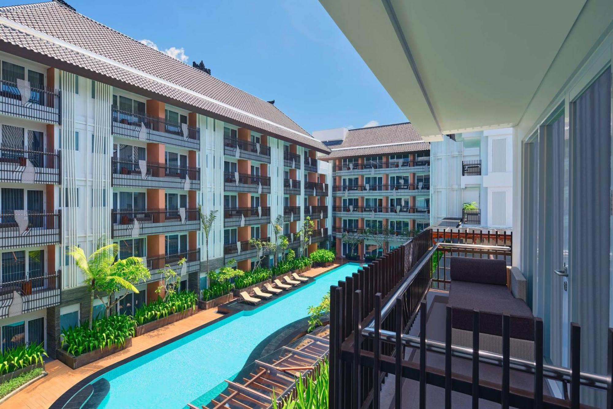 Hotel Fairfield By Marriott Bali Kuta Sunset Road 4*